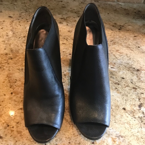 NINE WEST 'HOPPY' ANKLE BOOT LEATHER SIZE 9 Pre-owned great style-great height! - Picture 2 of 10